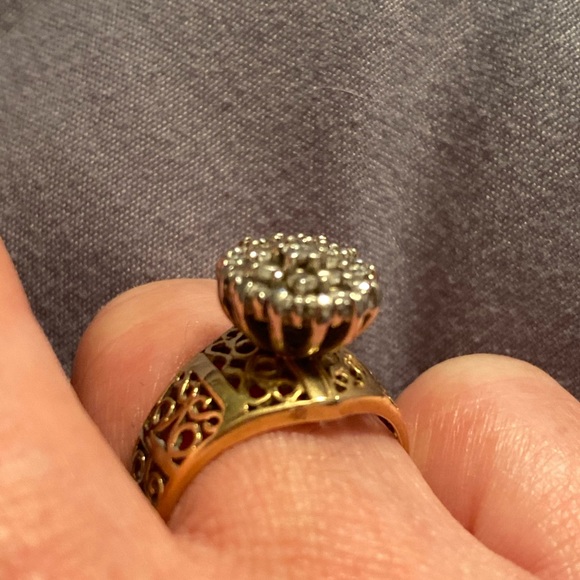 14k Diamond Engagement Ring!🤗 - Picture 3 of 9